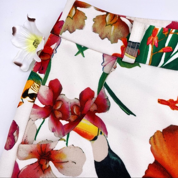 Like NEW Ted Baker 'Quellia' Tropical Shorts, TB2 - Picture 7 of 15